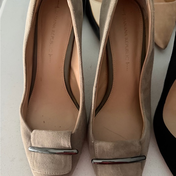 kate spade Black and Cream Pointed-Toe Pumps - Picture 2 of 11
